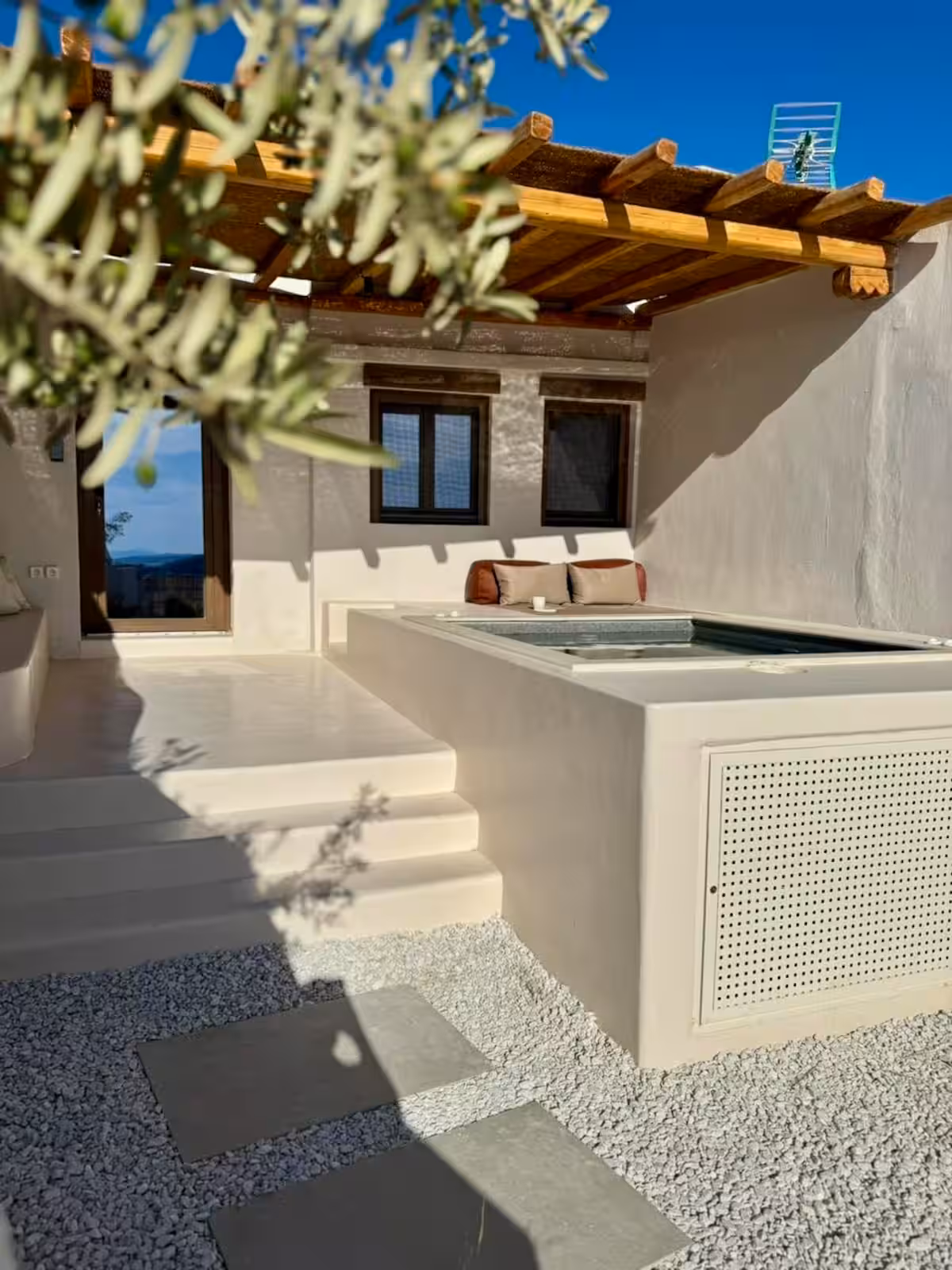 Conte Mykonos II - Image 9